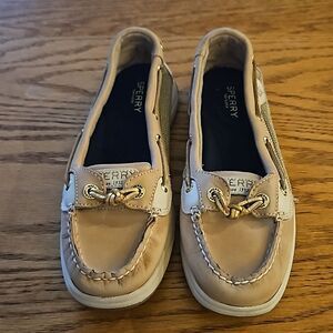 Sperry Topsider Angelfish tan boat shoes / loafers - women 7.5